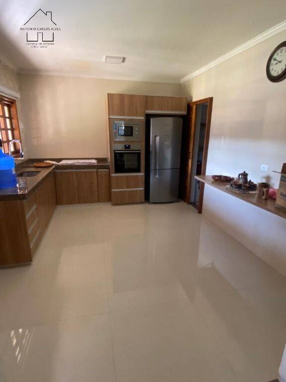 Chácara, 8 quartos, 1500 m² - Foto 18