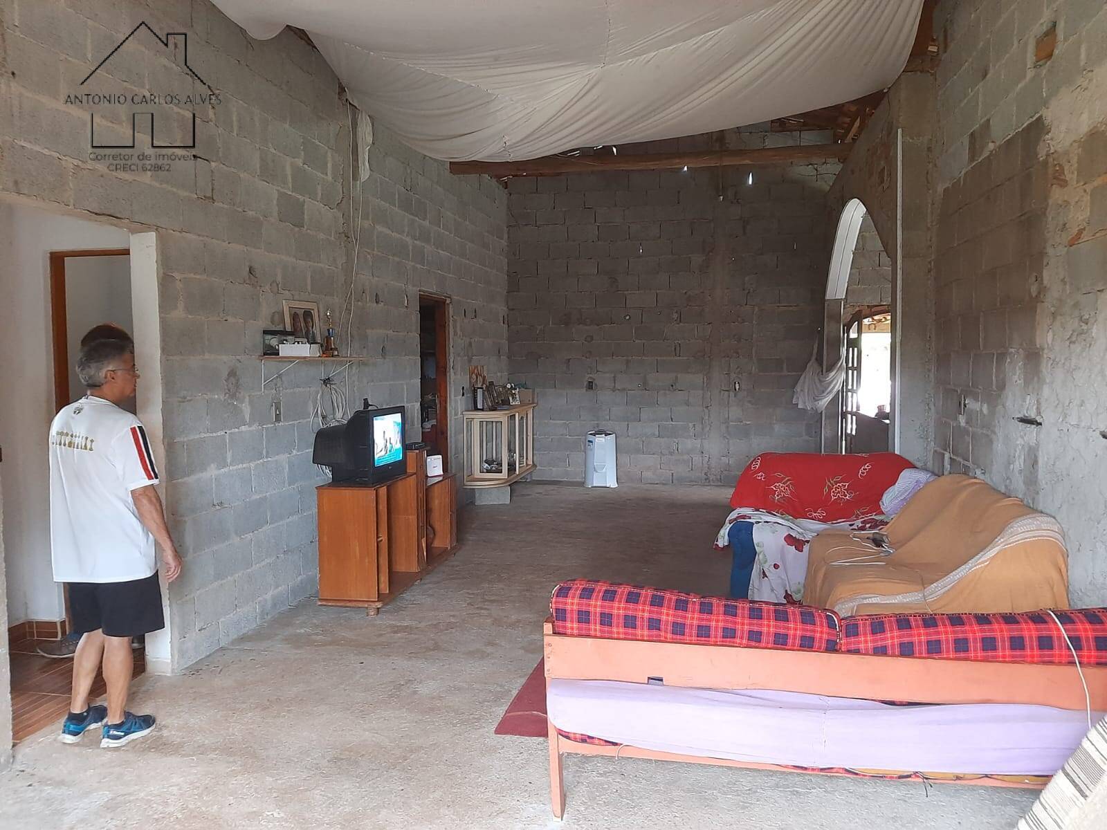 Sítio à venda com 3 quartos, 240m² - Foto 16