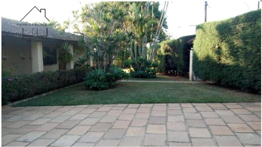 Chácara à venda com 4 quartos, 350m² - Foto 2