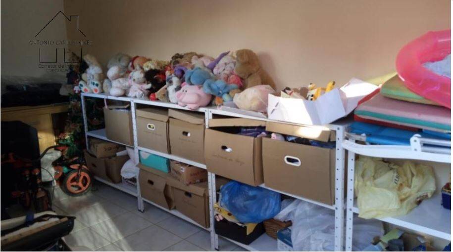 Chácara à venda com 4 quartos, 350m² - Foto 15