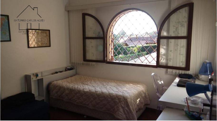 Chácara à venda com 4 quartos, 350m² - Foto 33