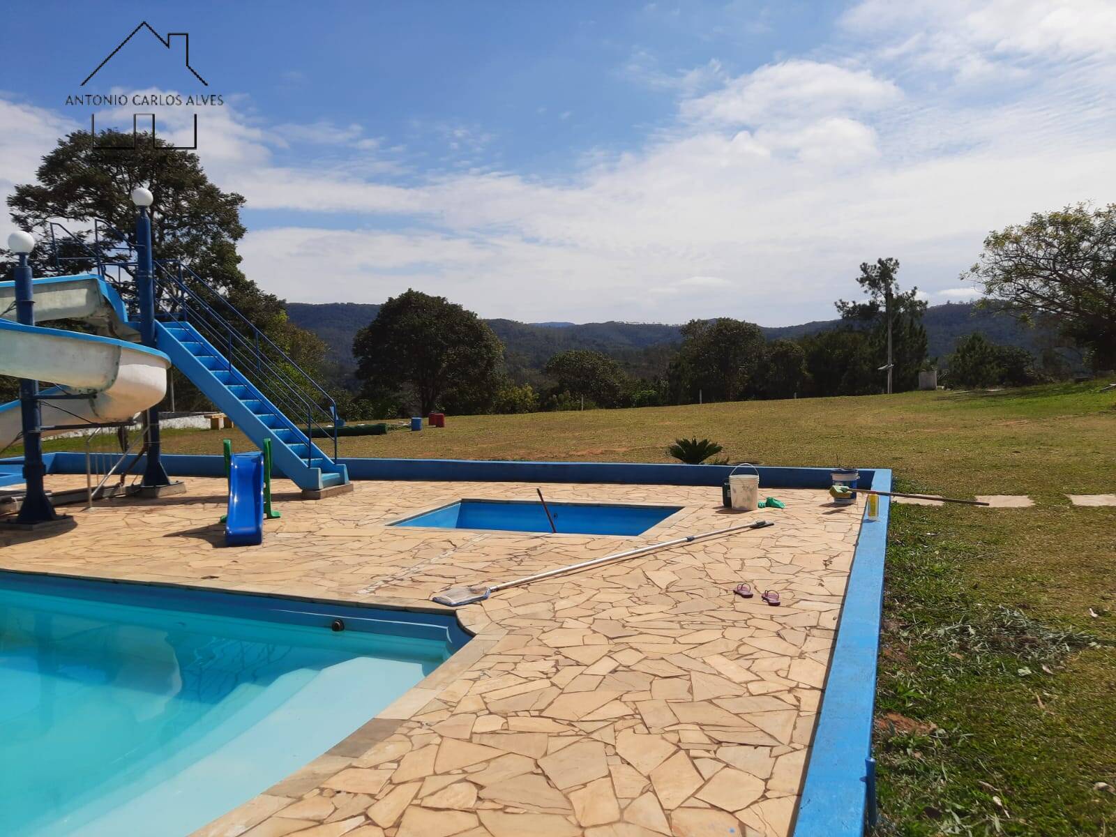 Chácara à venda com 4 quartos, 1000m² - Foto 4