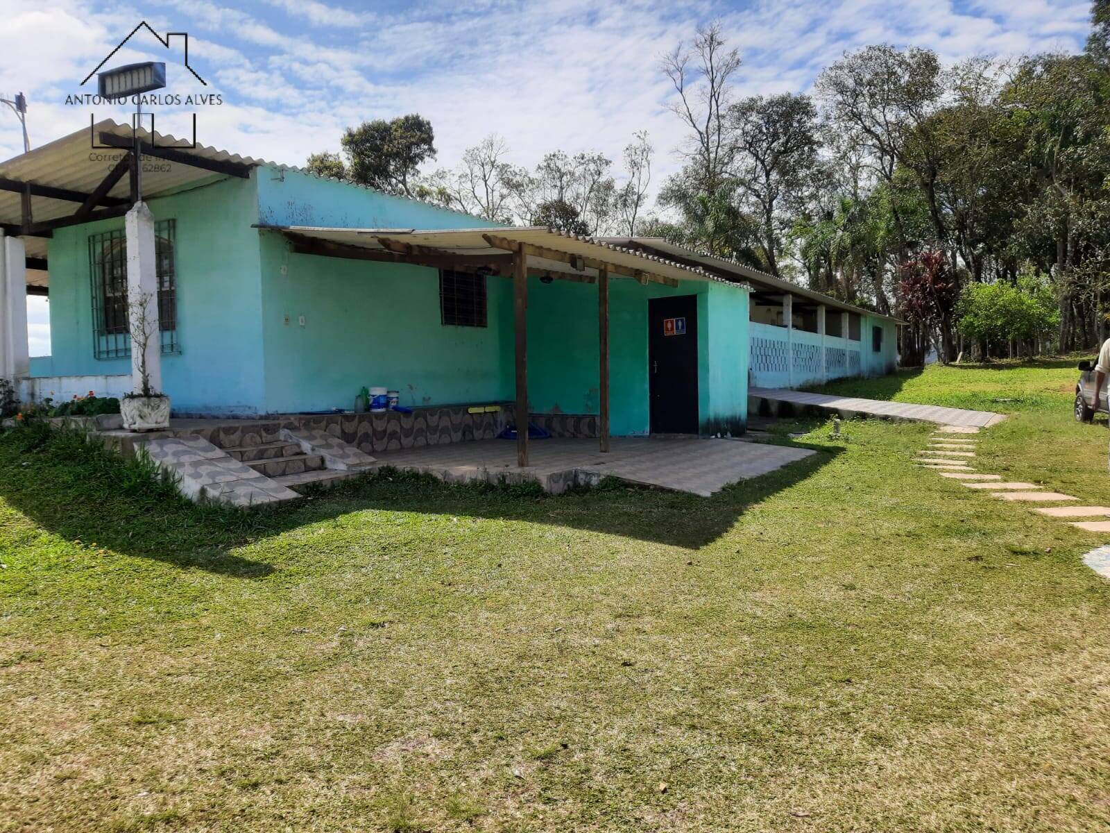 Chácara à venda com 4 quartos, 1000m² - Foto 3
