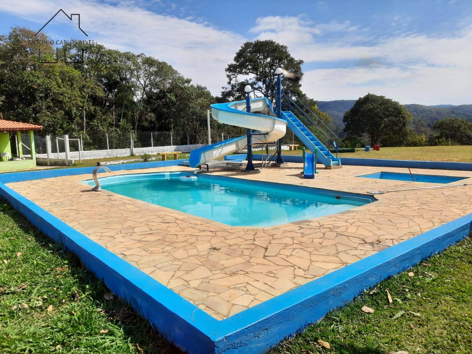 Chácara à venda com 4 quartos, 1000m² - Foto 6