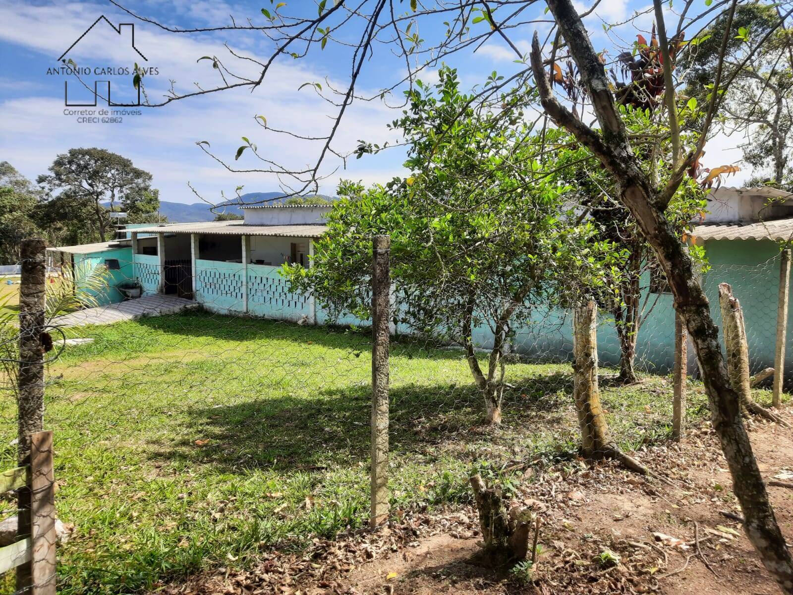 Chácara à venda com 4 quartos, 1000m² - Foto 31