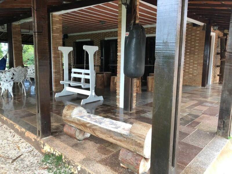 Sítio à venda com 13 quartos, 1000m² - Foto 17