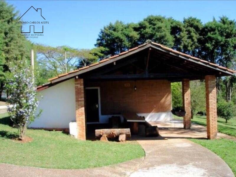Sítio à venda com 13 quartos, 1000m² - Foto 27