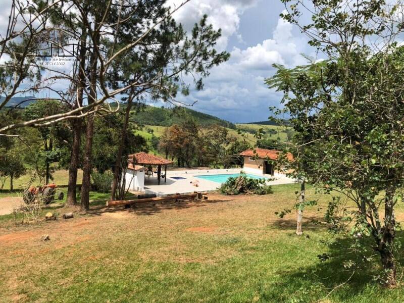 Sítio à venda com 13 quartos, 1000m² - Foto 43