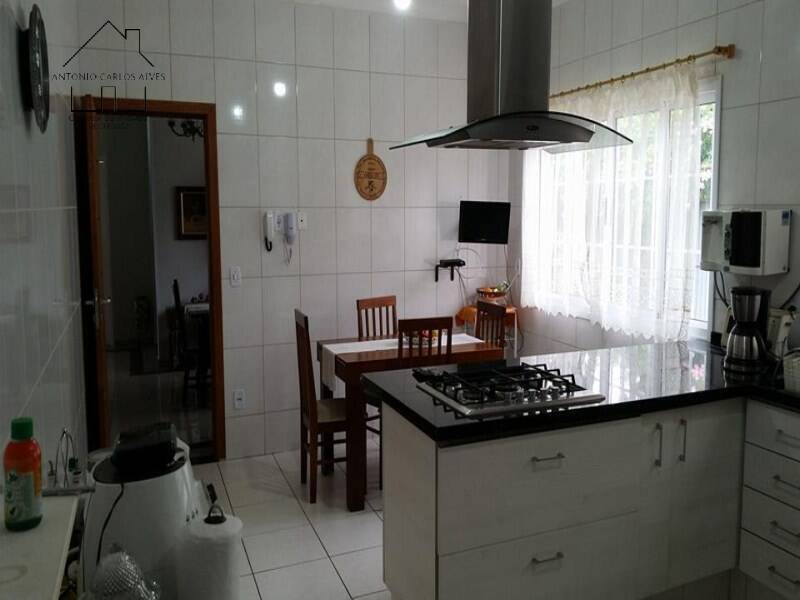 Casa, 6 quartos, 325 m² - Foto 57
