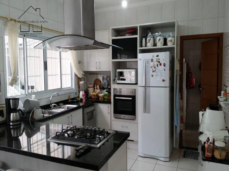 Casa, 6 quartos, 325 m² - Foto 58