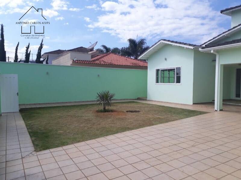 Casa, 3 quartos, 220 m² - Foto 2