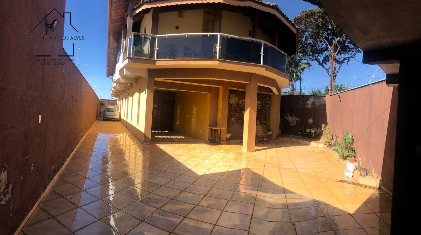 Sobrado, 4 quartos, 417 m² - Foto 1