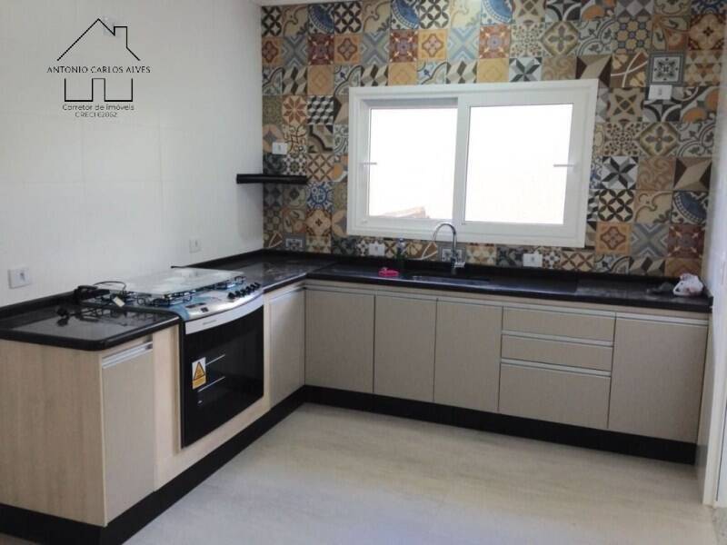 Casa, 3 quartos, 200 m² - Foto 10