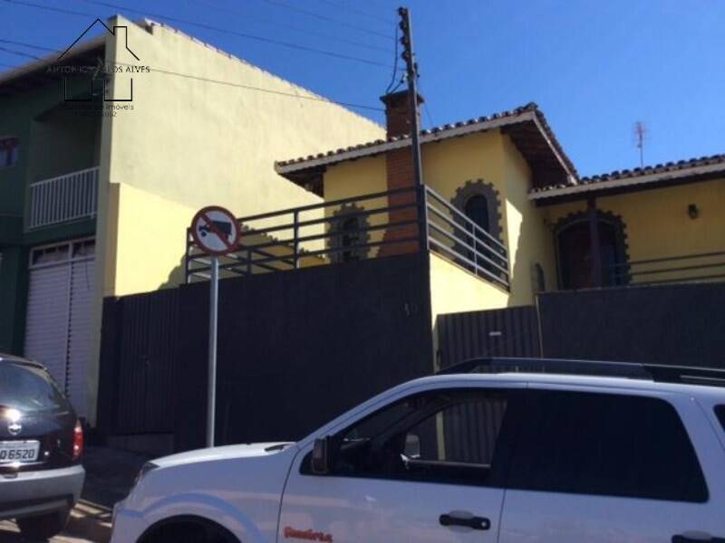 Sobrado, 6 quartos, 320 m² - Foto 2