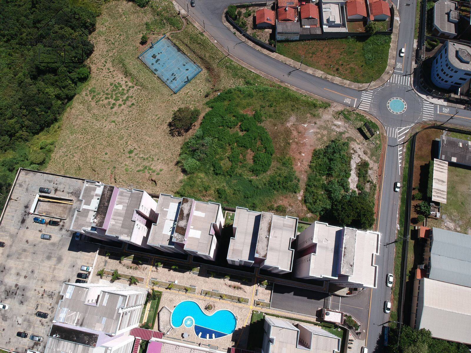 Prédio Inteiro - Foto 6