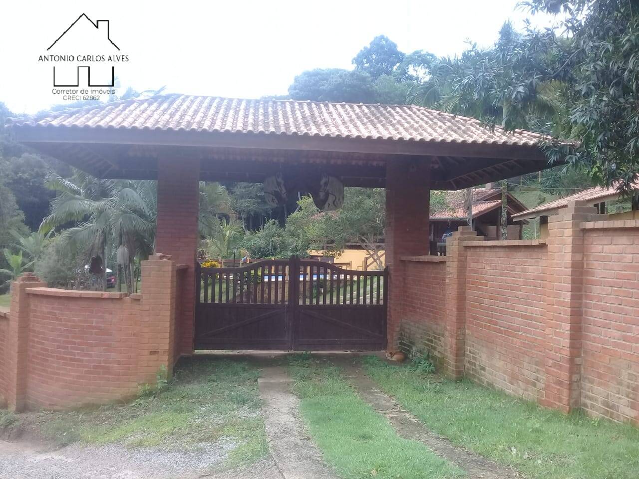 Casa, 3 quartos, 250 m² - Foto 2