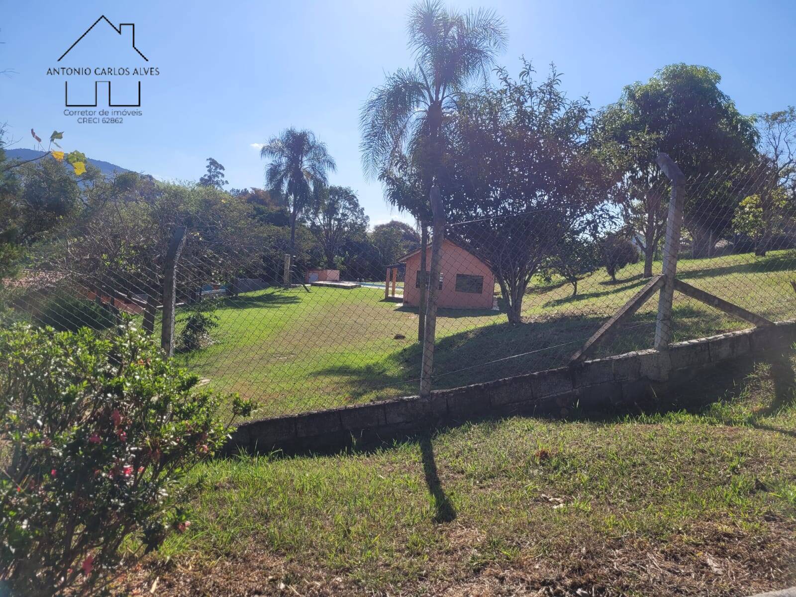 Chácara à venda com 2 quartos, 120m² - Foto 47