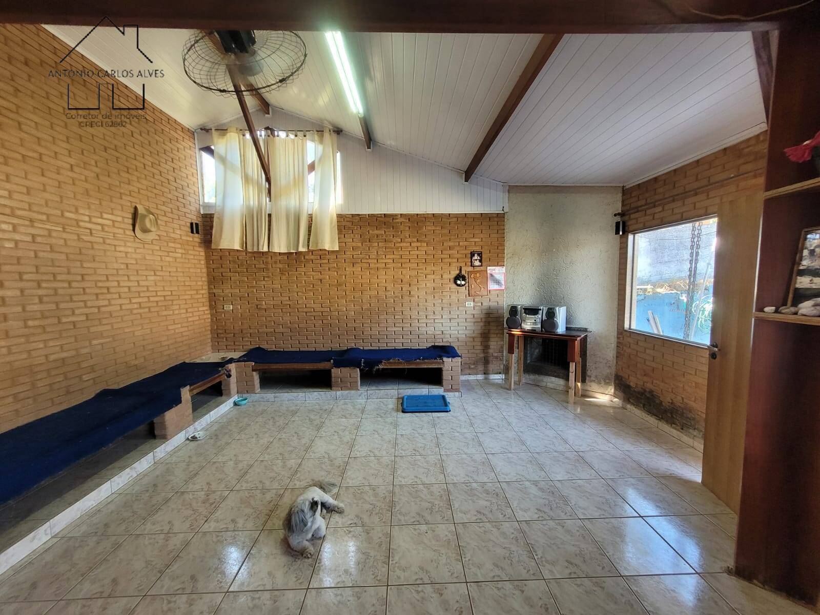 Chácara à venda com 2 quartos, 120m² - Foto 17