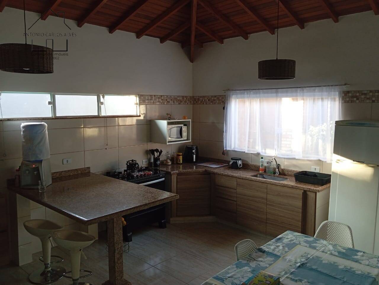 Casa, 3 quartos, 250 m² - Foto 14