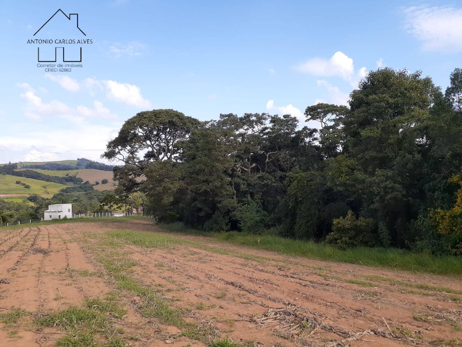 Sítio, 2 quartos, 23 hectares - Foto 13