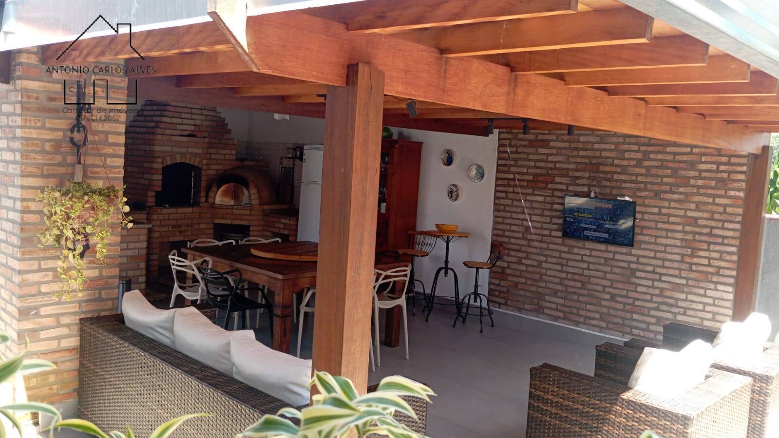 Casa, 3 quartos, 250 m² - Foto 9