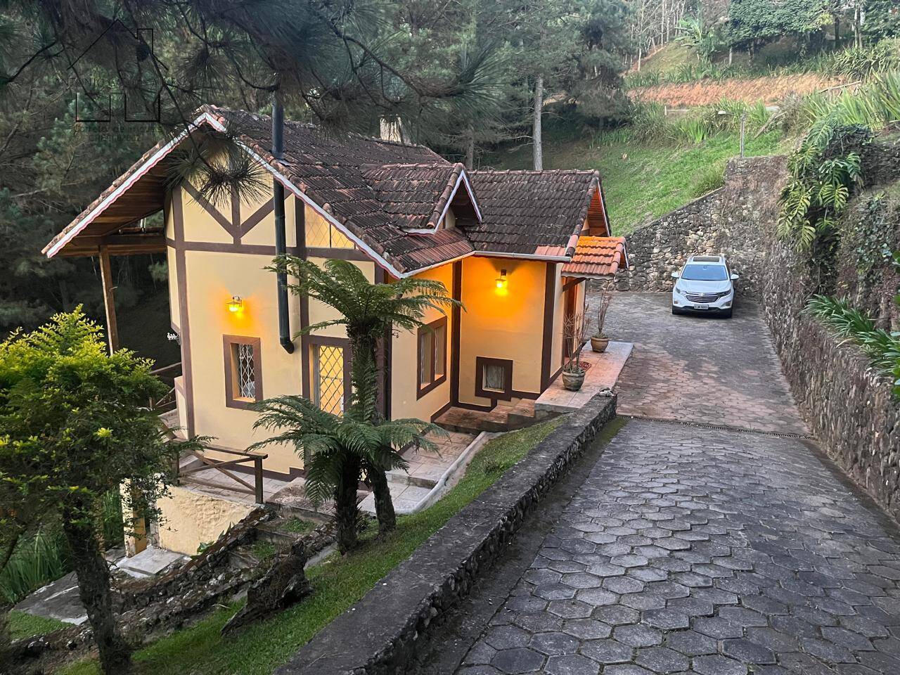 Casa, 3 quartos, 124 m² - Foto 1