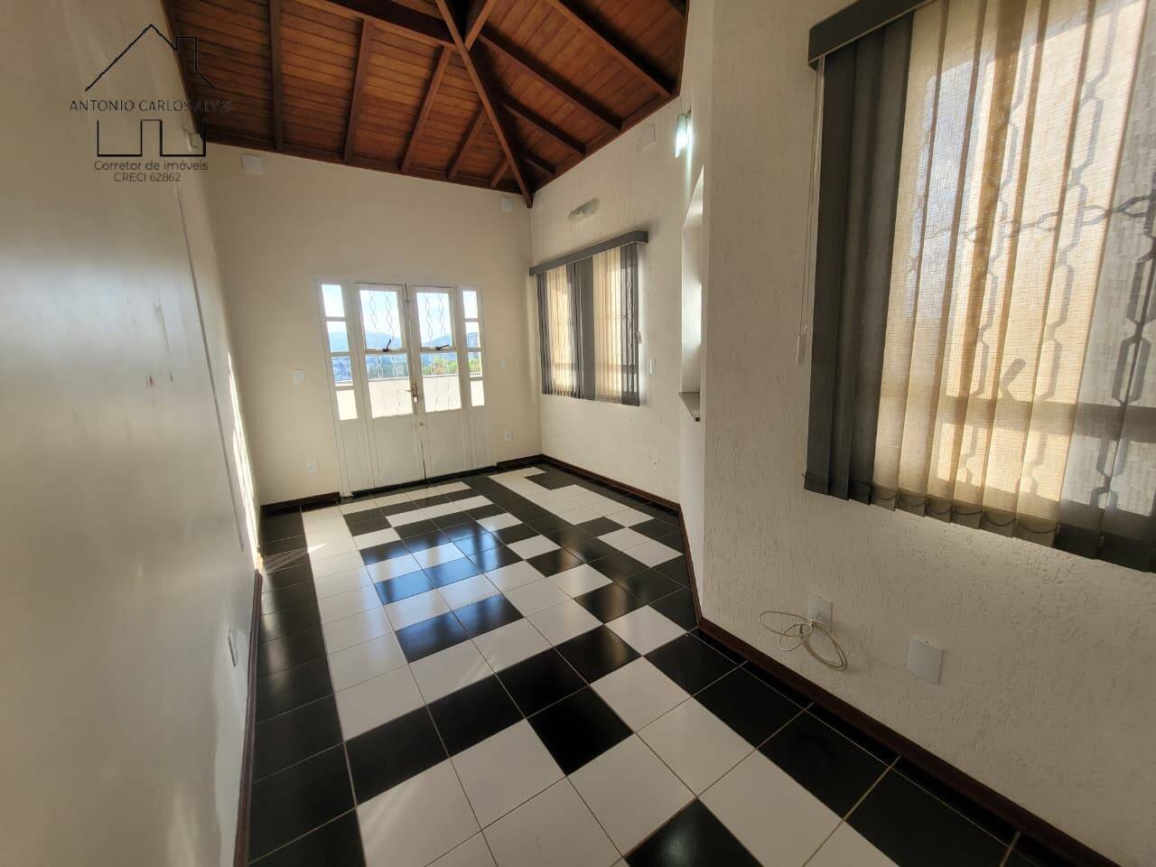 Casa, 3 quartos, 250 m² - Foto 21