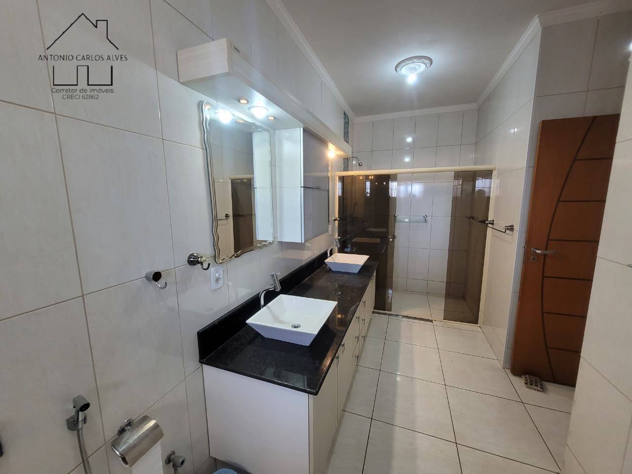 Casa, 6 quartos, 325 m² - Foto 46